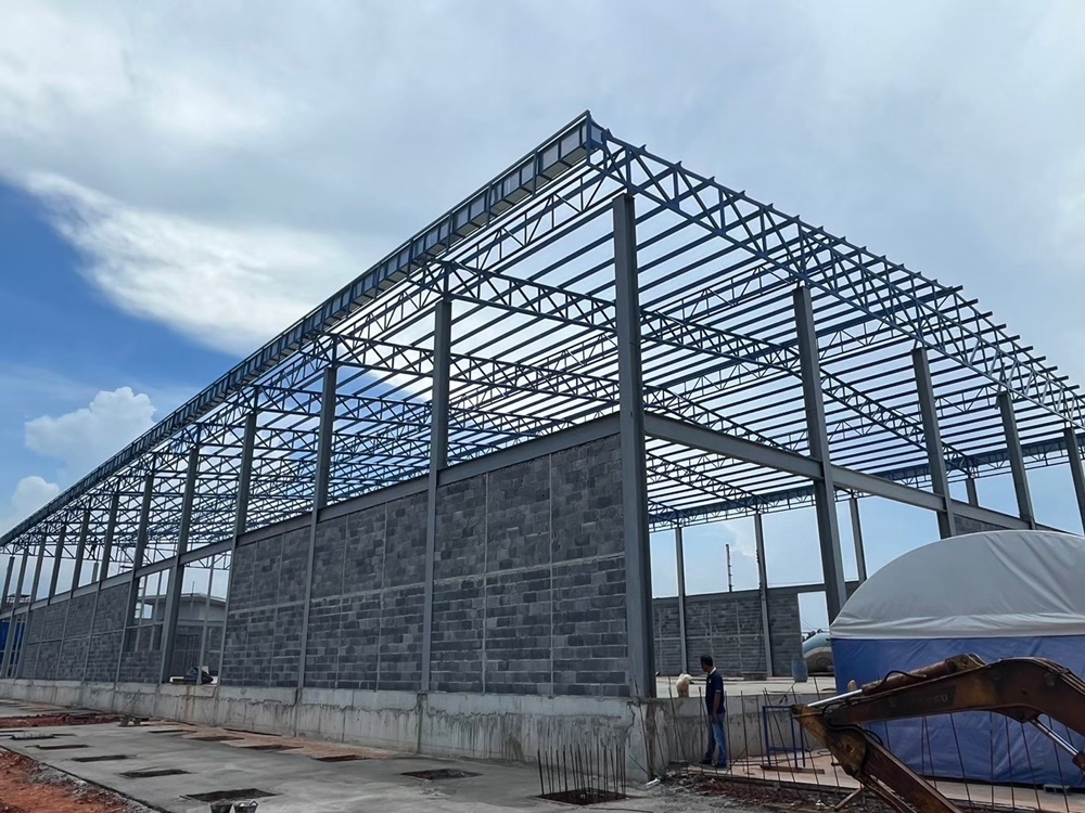 รางน้ำฝนสแตนเลส