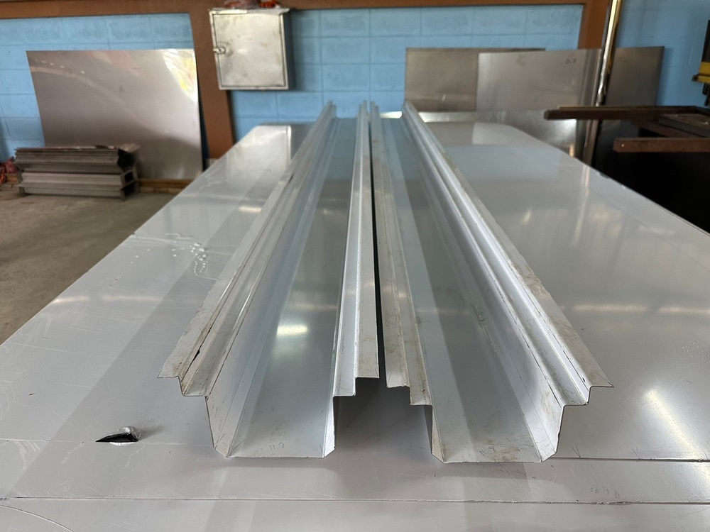 รางน้ำสแตนเลส 304 ราคา